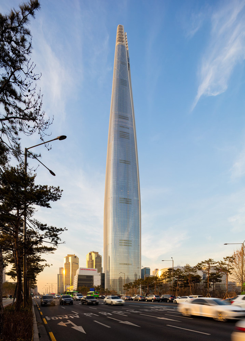 1_Lotte_World_Tower_copyright_Tim_Griffith_1a.jpg